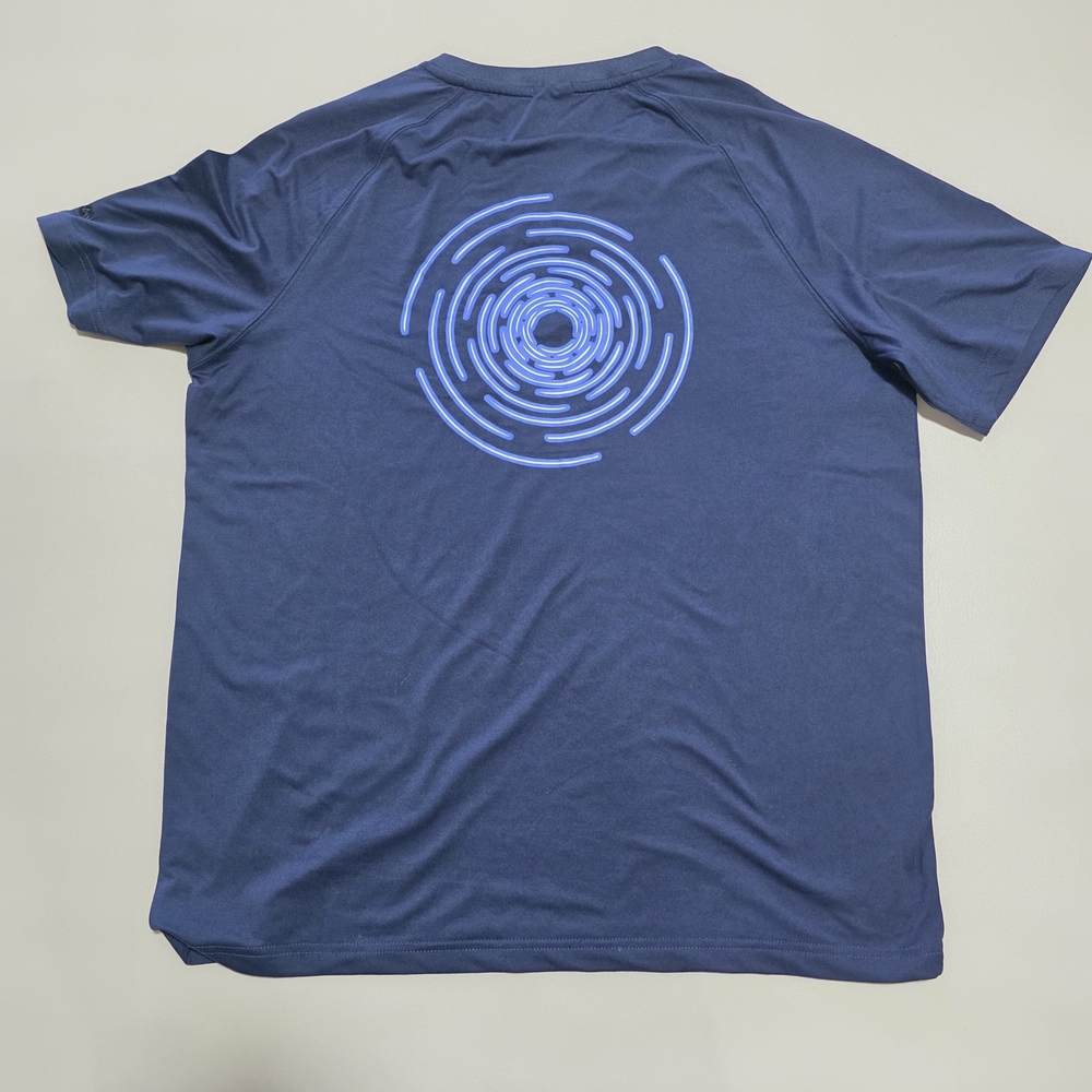 Men's Dry-Fit Workout Shirts, Quick-Dry Performance Gym T-Shirts, Size M, Blue.